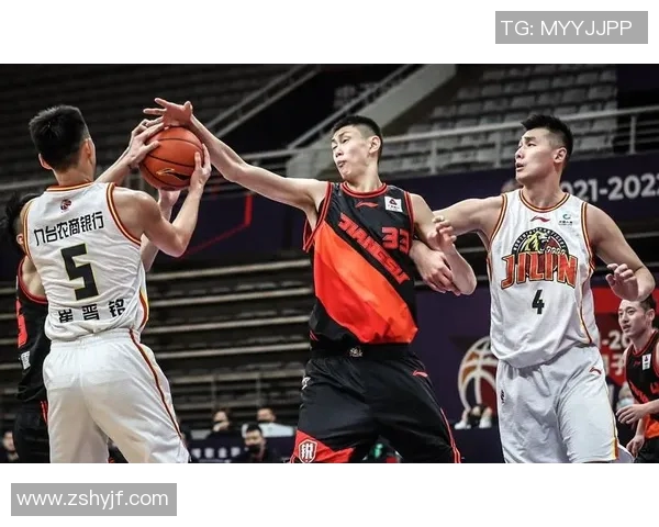 2021年CBA山东队与江苏队激战回顾精彩瞬间与赛季亮点分析